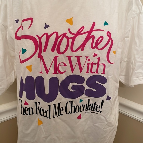 Vintage Peacock Papers T-shirt   “SMOTHER ME WITH HUGS , THEN FEED ME CHOCOLATE” - Picture 2 of 4